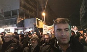 Medojević na protestu u Beogradu protiv Vučića