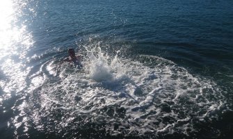 Kupanje u moru prvog januara: Otvorio sam sezonu za Tivat i Crnu Goru