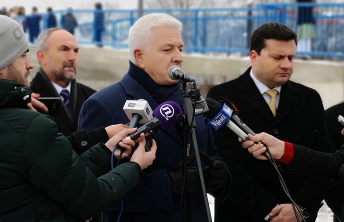 Premijer uvjeren: 2019ta  - godina većih plata i boljeg standarda