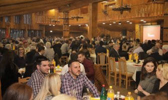 Demokrate zaokružile partijsku infrastrukturu u Tuzima