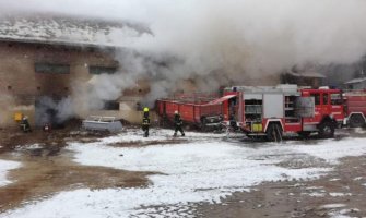 Zapalilo se skladište marihuane, vatrogasci na mukama zbog dima i mirisa