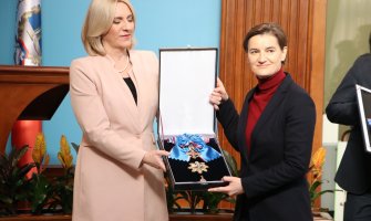 Obilježavanje Dana RS-a: Odlikovana Brnabić, održan svečani defile u Banjaluci