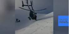 Izuzetna akcija spašavanja skijaša: Helikopter se naslonio na planinu (VIDEO)