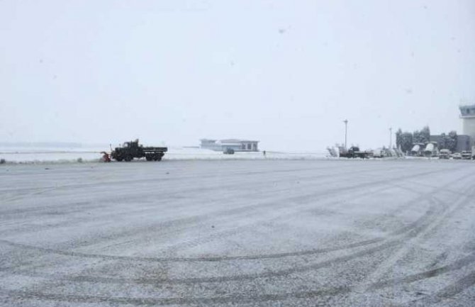 Podgorica: Aerodrom otvoren, uskoro let za Beograd