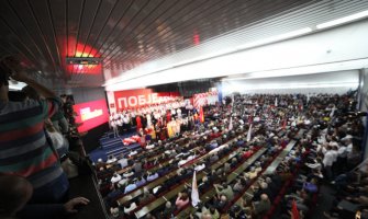 Demokrate najoštrije osuđuju napad na Crnogorsku: Nedopustiv čin koji je upren protiv mirnog života građana