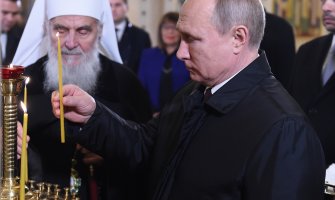 Putin na srpskom: Hvala vam na prijateljstvu; Mediji: Topao doček ne može nadomjestiti udarce koje je Rusija pretrpjela na Balkanu