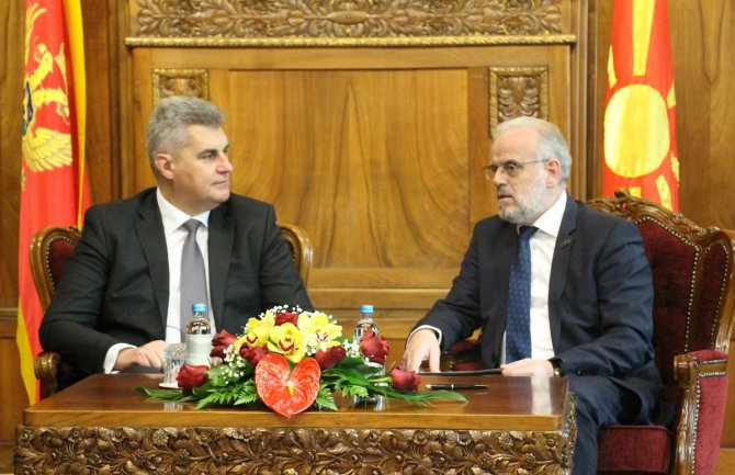 Brajović: Crna Gora sa nestrpljenjem čeka da pozdravi Makedoniju kao 30. članicu NATO-a