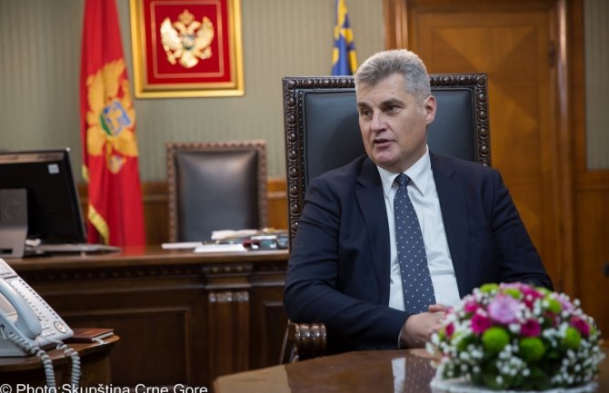 Brajović: Novinarska etika i objektivnost kvalitet od kojeg će svi imati koristi