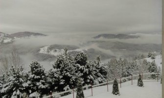 Na jugu kiša, na sjeveru snijeg