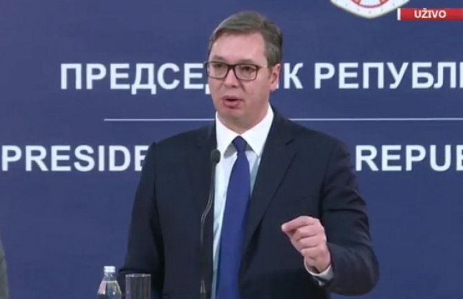 Vučić: Uhapšen predsjednik opštine Grocka i član SNS