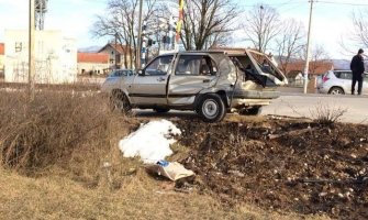 Nikšić: Sudar voza i putničkog automobila, prolazio pored spuštene rampe (FOTO)