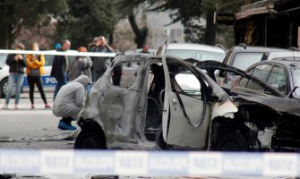 Stanari zbog eksplozije uznemireni: Komšinicama staklo palo na glavu i lakše su povrijeđene