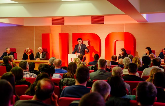 URA: Plaćamo još jednu taksu uz račun za struju