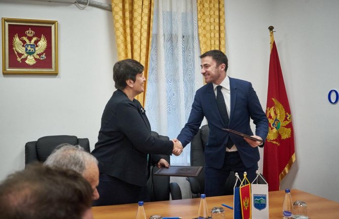 Internacionalni simpozijum skulpture u Danilovgradu manifestacija od posebnog značaja za kulturu CG