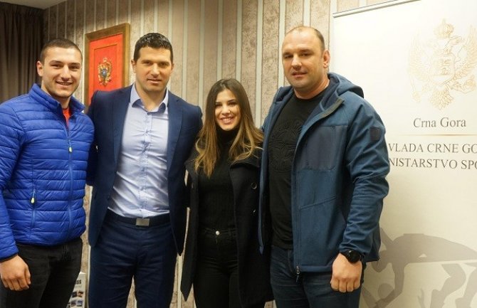 10.000 eura za premije džiju džicu i kik boks šampionima