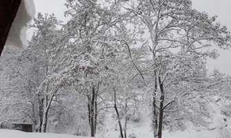 Novi snijeg na sjeveru, moguća mećava, jak vjetar
