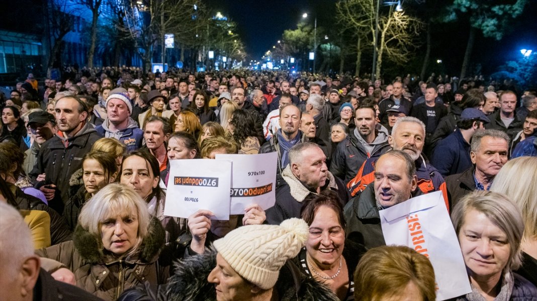 2019021623498138741748162Web