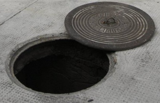 Bjelopoljac više od 14 godina traži odštetu za pad u šaht