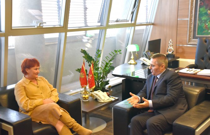 U policiji zaposleno oko 11% žena, posvećeni osnaživanju njihove pozicije