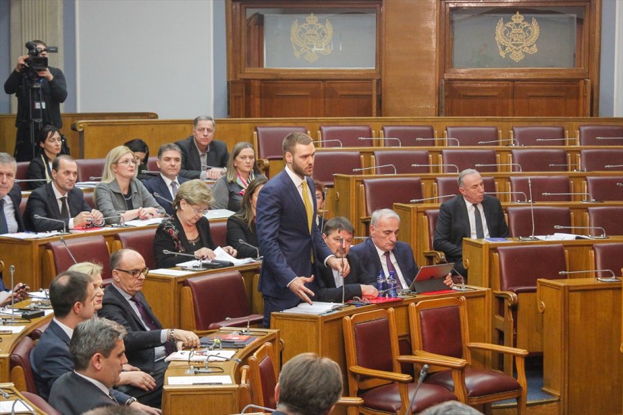 2019022123505968141892277Web