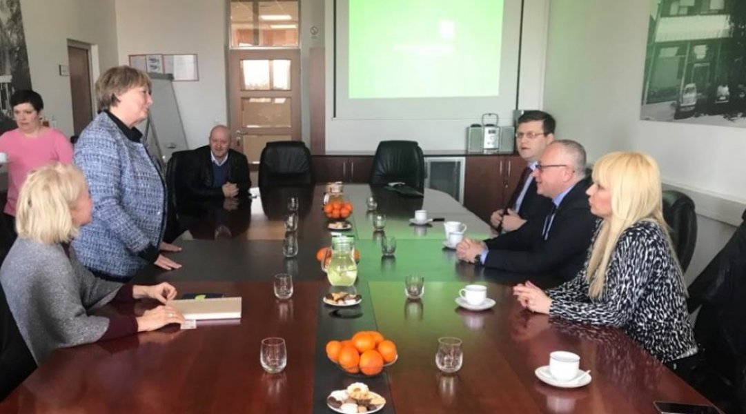 IMG2c2b58c30442e14a531525485c025ad6V1000x555