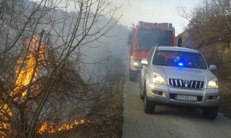 Intervencija vatrogasaca u toku na dvije lokacije 