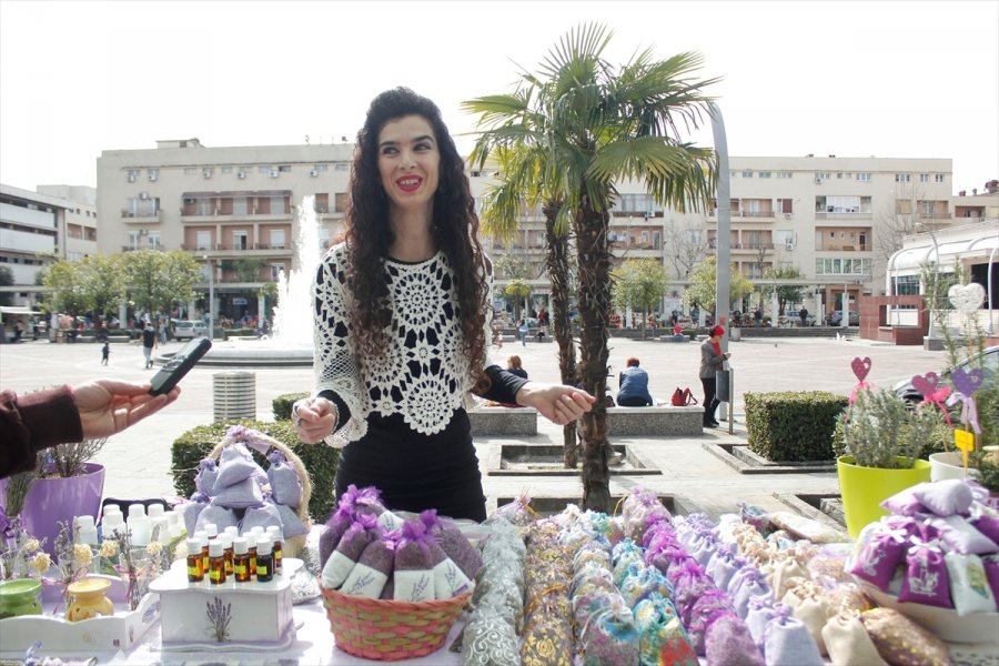 2019030823532117142384109Web