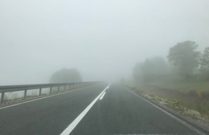 AMSCG: Opreznija vožnja zbog smanjene vidljivosti