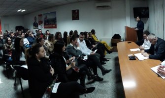 Savjet mladih DPS Bijelo Polje pružio punu podršku Đukanoviću i partiji: CG da vode putem prosperiteta