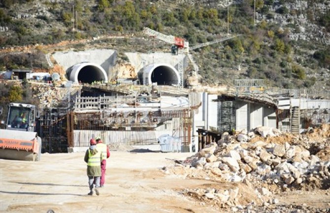 Voda i struja nijesu samo za autoput već i za razvoj sjevera, računali da će biti naknadnih radova