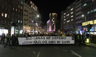 Beograd: Memorijalna šetnja za ubijenog Đinđića