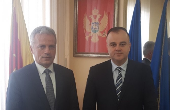 Purišić u Herceg Novom: Rješenje stambenog pitanja za 36 porodica