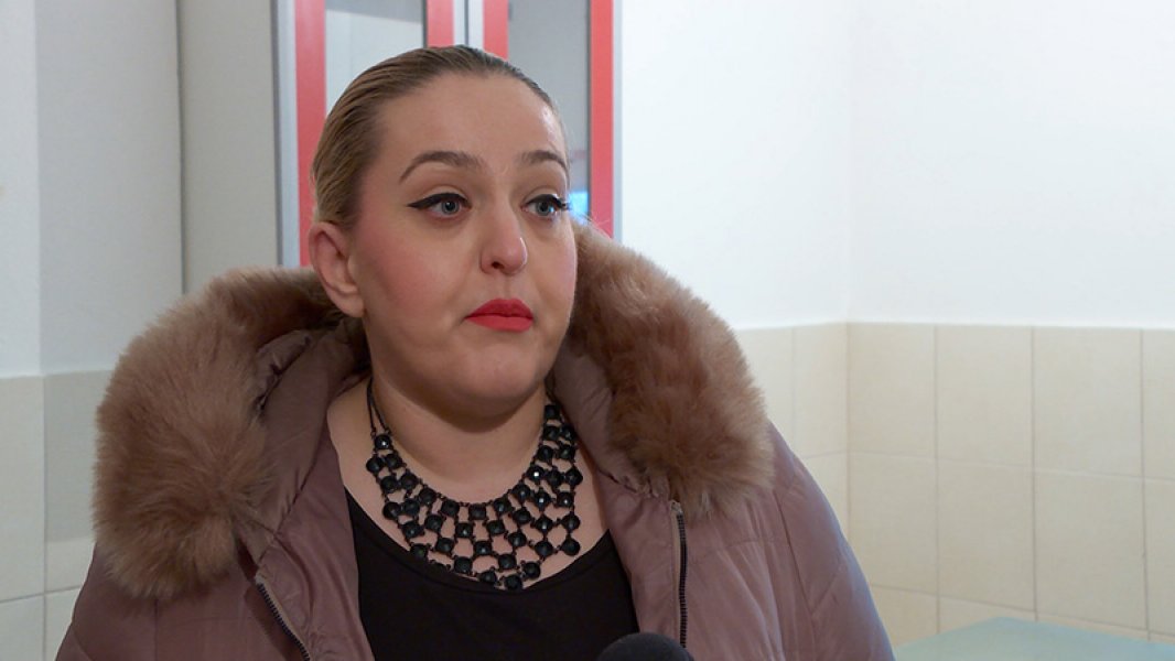 001099700022703Still001