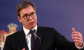 Vučić o porukama iz CG: Svako bi da lični rejting podiže tako što će da kaže nešto protiv mene