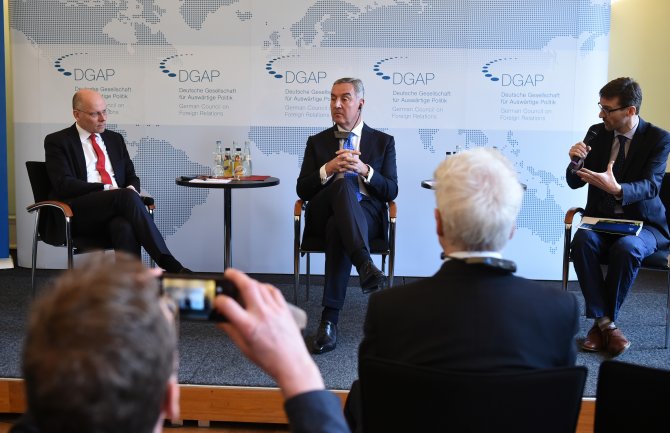 Đukanović: Knežević otvoreno kaže da je krenuo u rat protiv mene, nema tog novca niti ga može biti