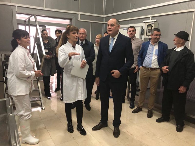 537613223670726572267204592983729365843968n