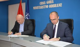 Đaci JU Srednje stručne škole Bar na praktičnom radu u Mornarici Vojske Crne Gore