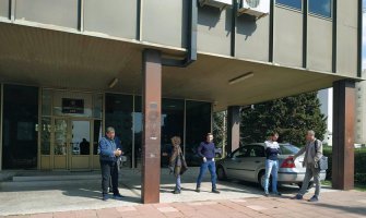Vojvodići će uplatiti 10.000 eura za Stefanovo liječenje