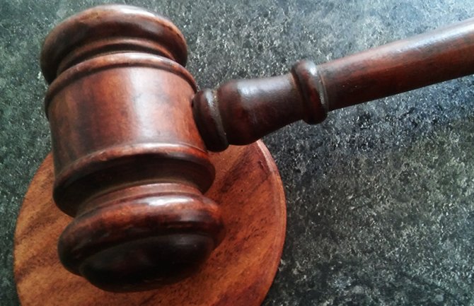 Krivična prijava zbog zloupotrebe položaja u slučaju Kazina Avala