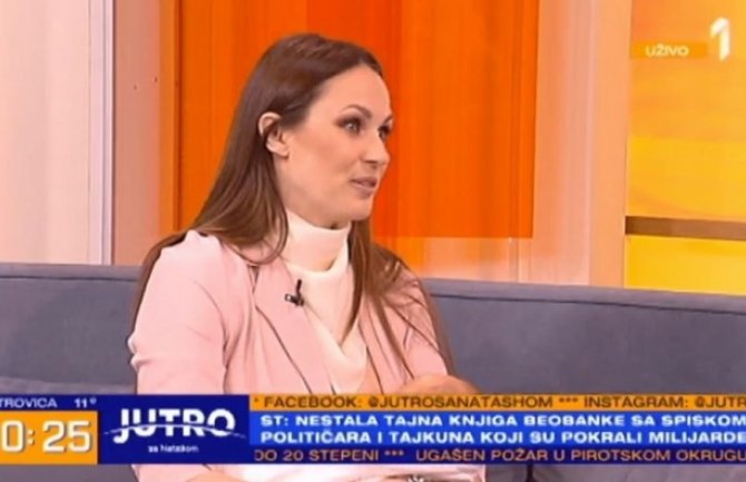 Bojana Barović dojila sina uživo u jutarnjem programu: Beba bira gdje, a ne mi (VIDEO)