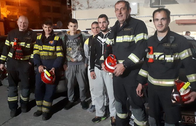 Kotorski spasioci spasili studente sa brda Pestingrad nakon tri sata potrage!