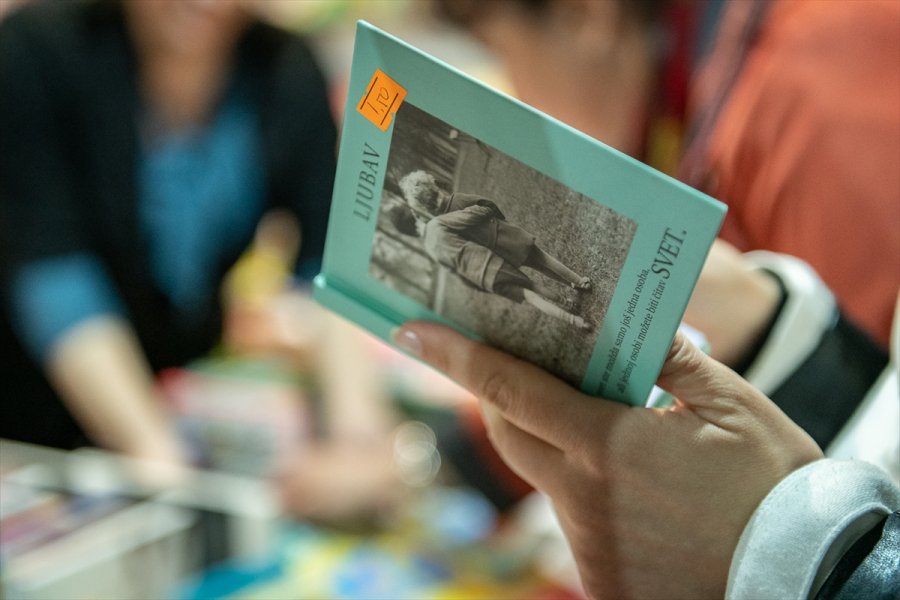 2019040423582634343286955Web