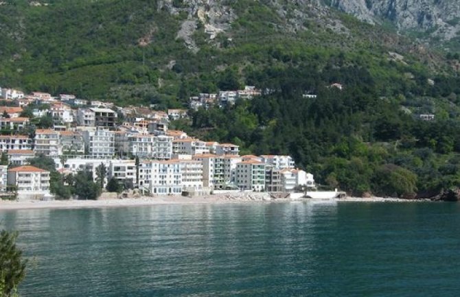 Državljanka Srbije čistila kuću porodici sa Sv. Stefana i ukrala 13.600 eura?