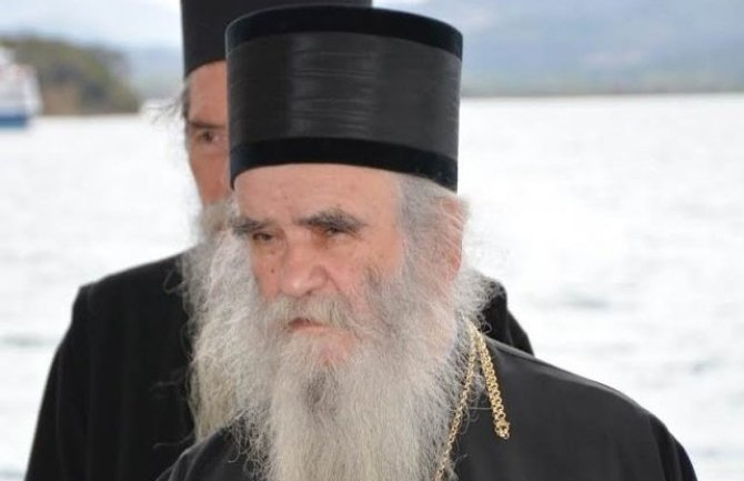 Amfilohije: Krstionica prilika za pomirenje, dako da Bog da ozdravi Crna Gora 