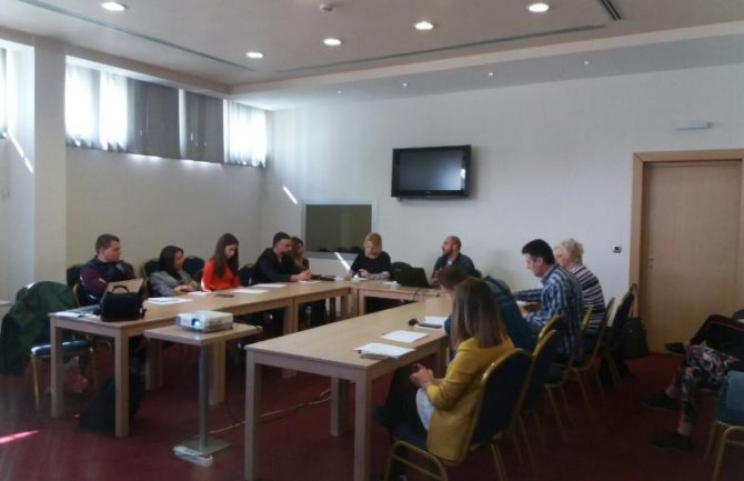 Mediji su važan faktor u informisanju o nasilnom ekstremizmu i radikalizmu