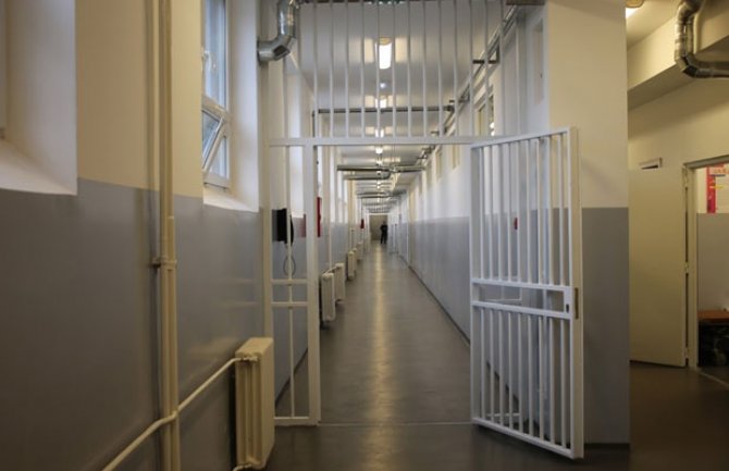 U Crnoj Gori među prestupnicima i 19 žena starijih od 60 godina