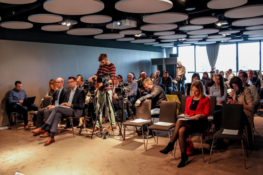 2019040823587895643382581Web