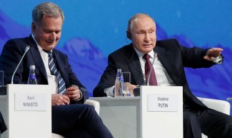 Putin: Poštujte međunarodno pravo kako bi se izbjegle situacije slične bombardovanju Jugoslavije