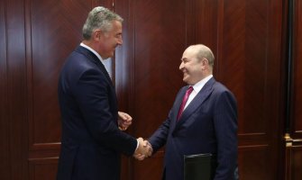 Crna Gora oaza mira i stabilnosti u regionu, zasluge za to idu Đukanoviću