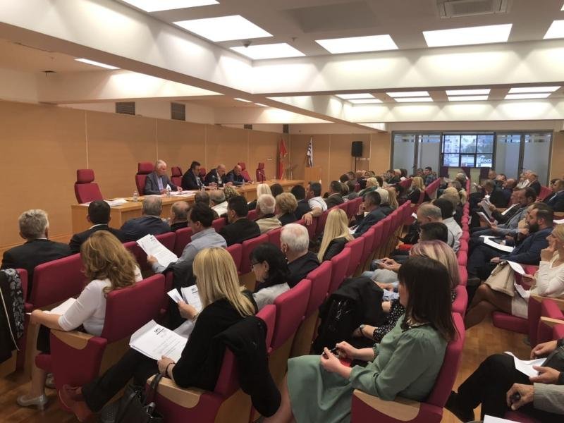 9f3ced9e7d034b4698afebce881f25ad